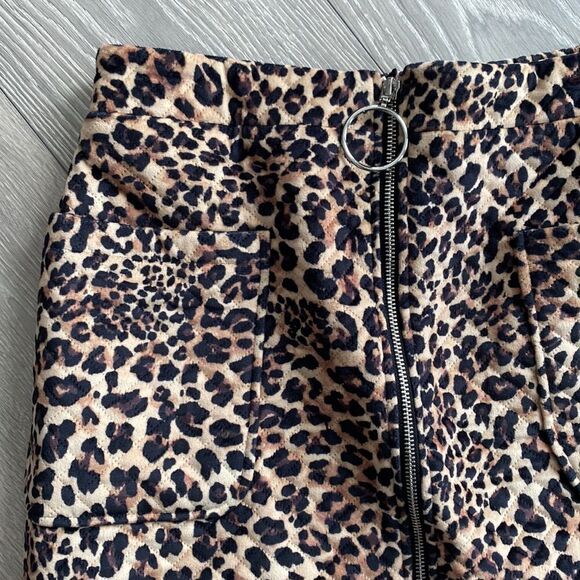 Velour Leopard Skirt With Zipper - Picture 3 of 8